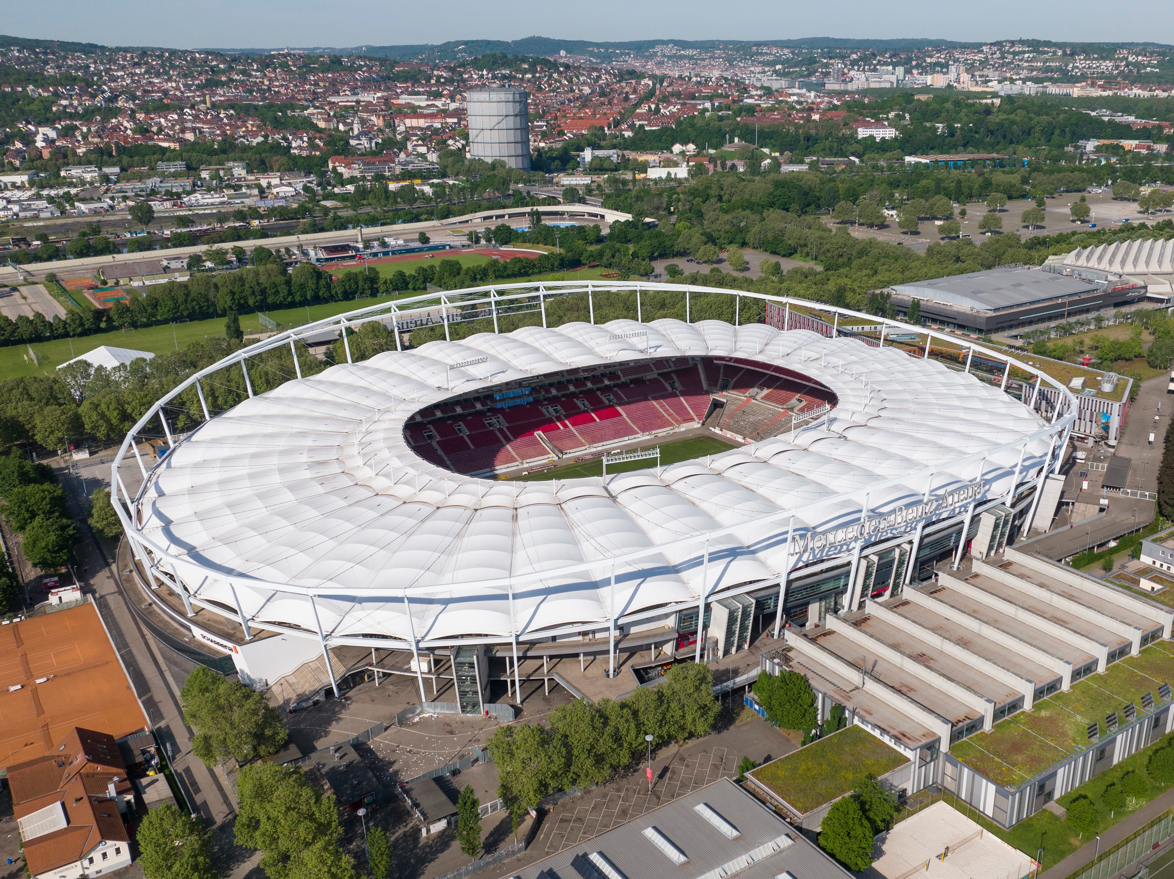 Stuttgart vs Lille — UEFA Champions League 2026/27